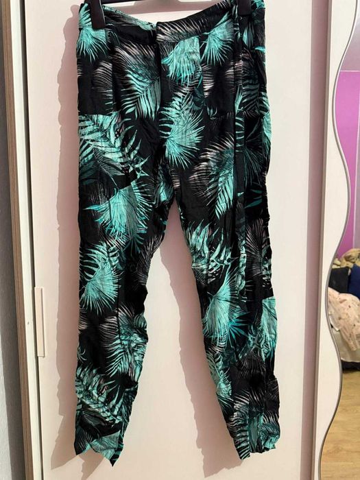 Cienkie spodnie z Wiskozy, C&A rozmiar 42