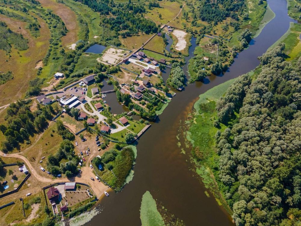 Оренда будинків на березі Дніпра, риболовля, квадроцикли та інше