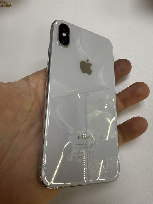 I phone x silver 64gb pudelko 100% sprawny caly stan idealny