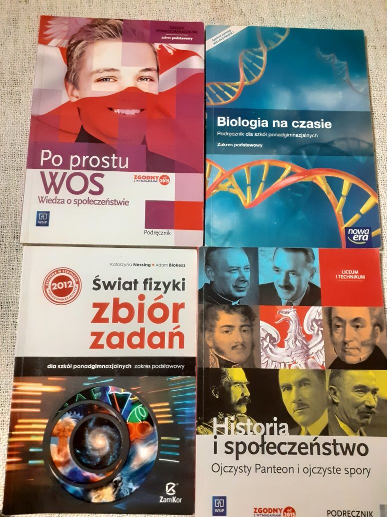 Podręczniki liceum technikum wos biologia fizyka historia