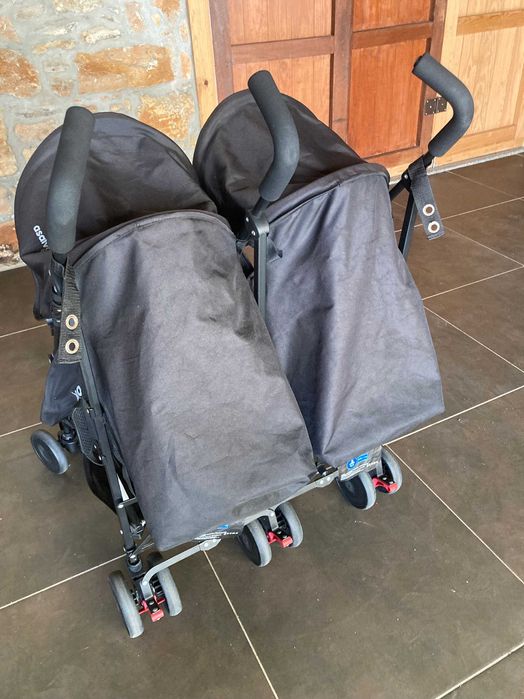 Carrinho de gémeos (marca: asalvo)