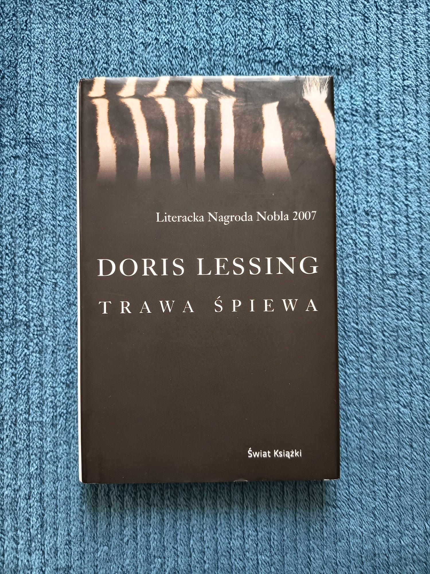 Książka Lessing Doris 'Trawa śpiewa'