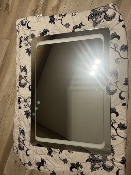 Дзеркало з підсвіткою , 1000*700