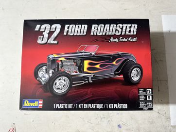 32’ Ford Roadster Revell 1/25