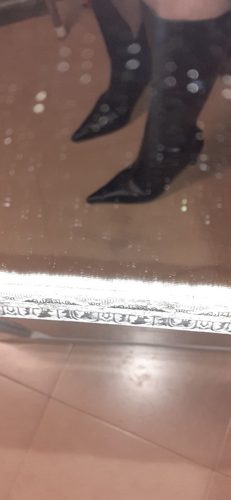 bota pele 39 preta usada