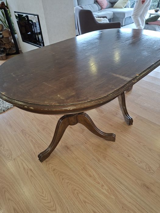 Mesa oval dupla pata de galo