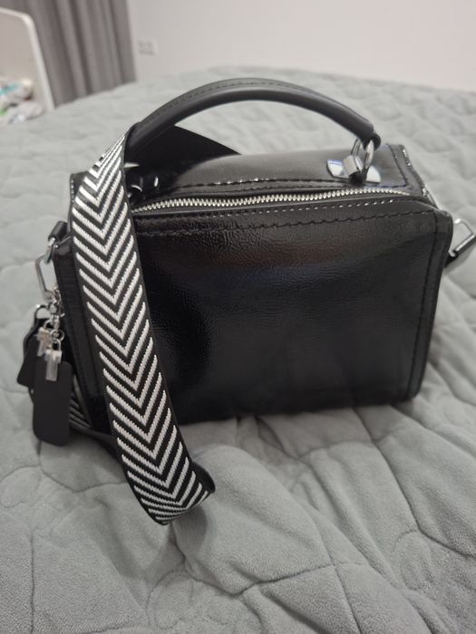 Жіноча лаковані сумка(шкіра)