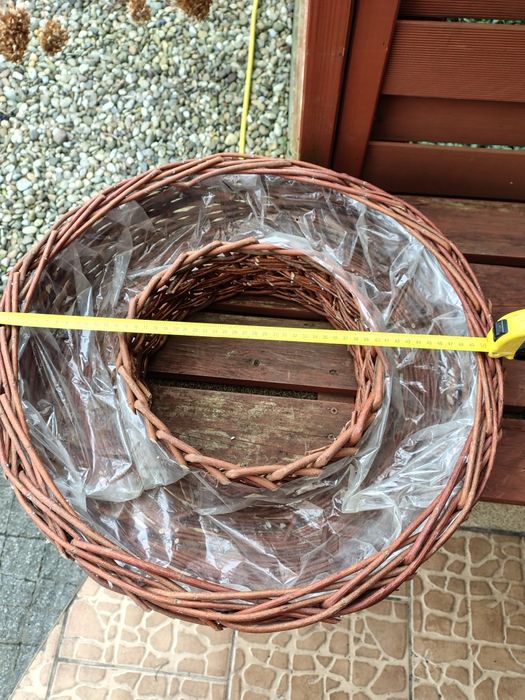 Skrzynka wiklinowa na kwiaty