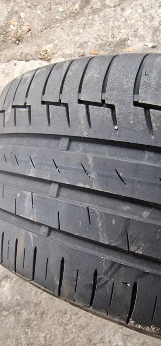 Continental premium contact 235/40 R19