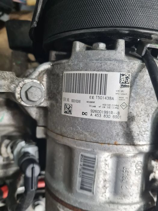 Compressor AC RENAULT Twingo III (BCM_)