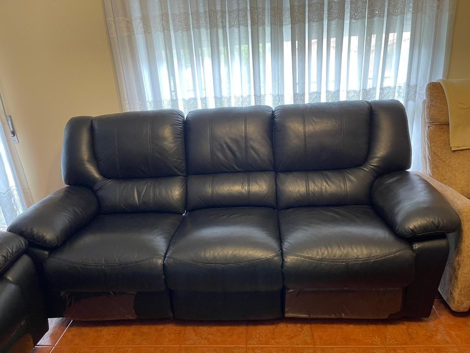 Conjunto de sofas Relax 3+2. Sofás em bom estado.