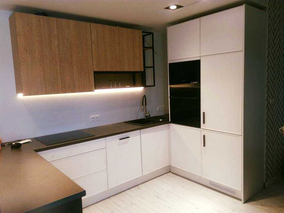 Meble na wymiar - kuchnie, szafy, lakierowanie, wizualizacje 3D