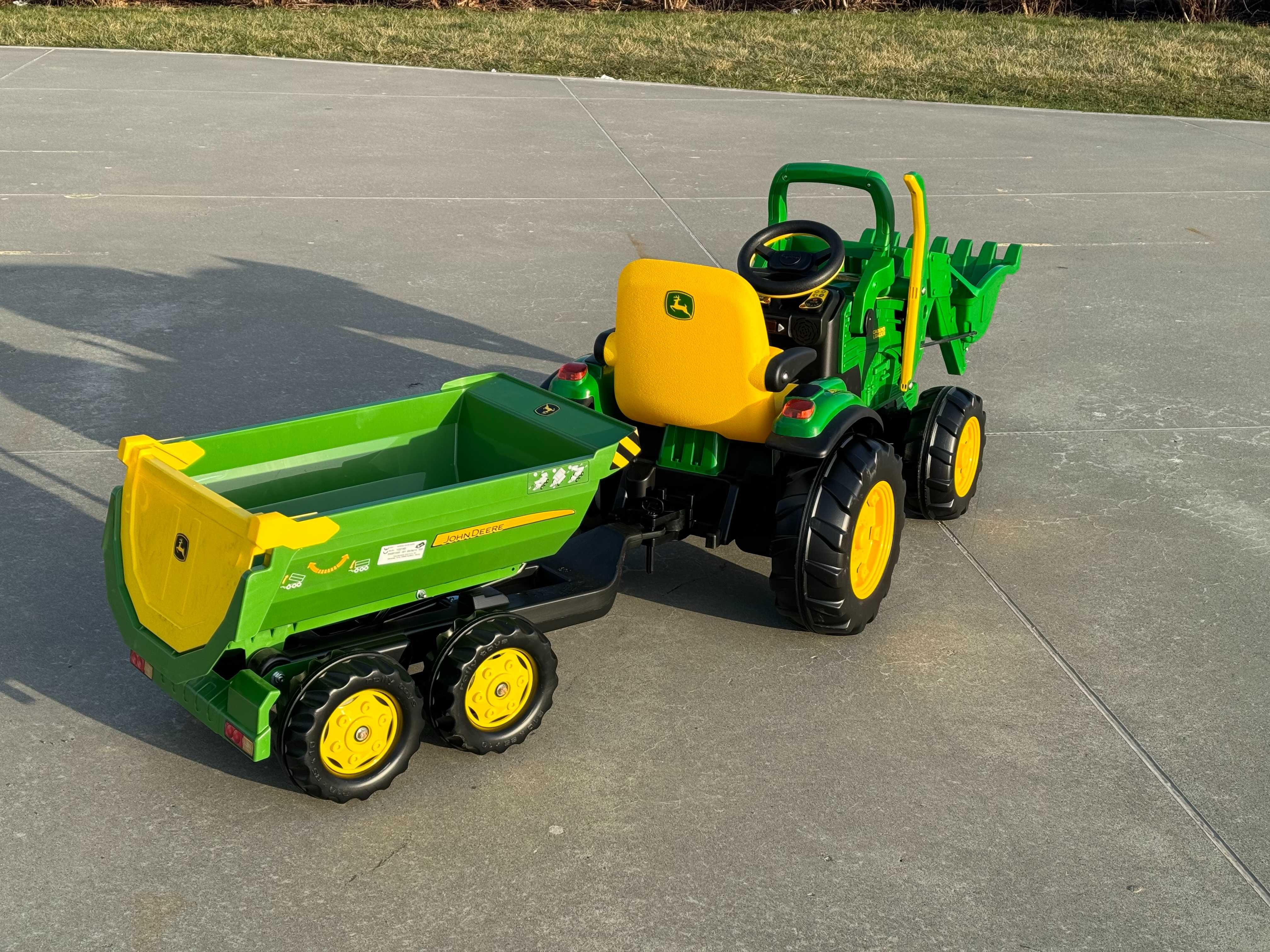 Traktor JOHN DEERE + koparka przyczepa zaczep NOWY zestaw Peg perego