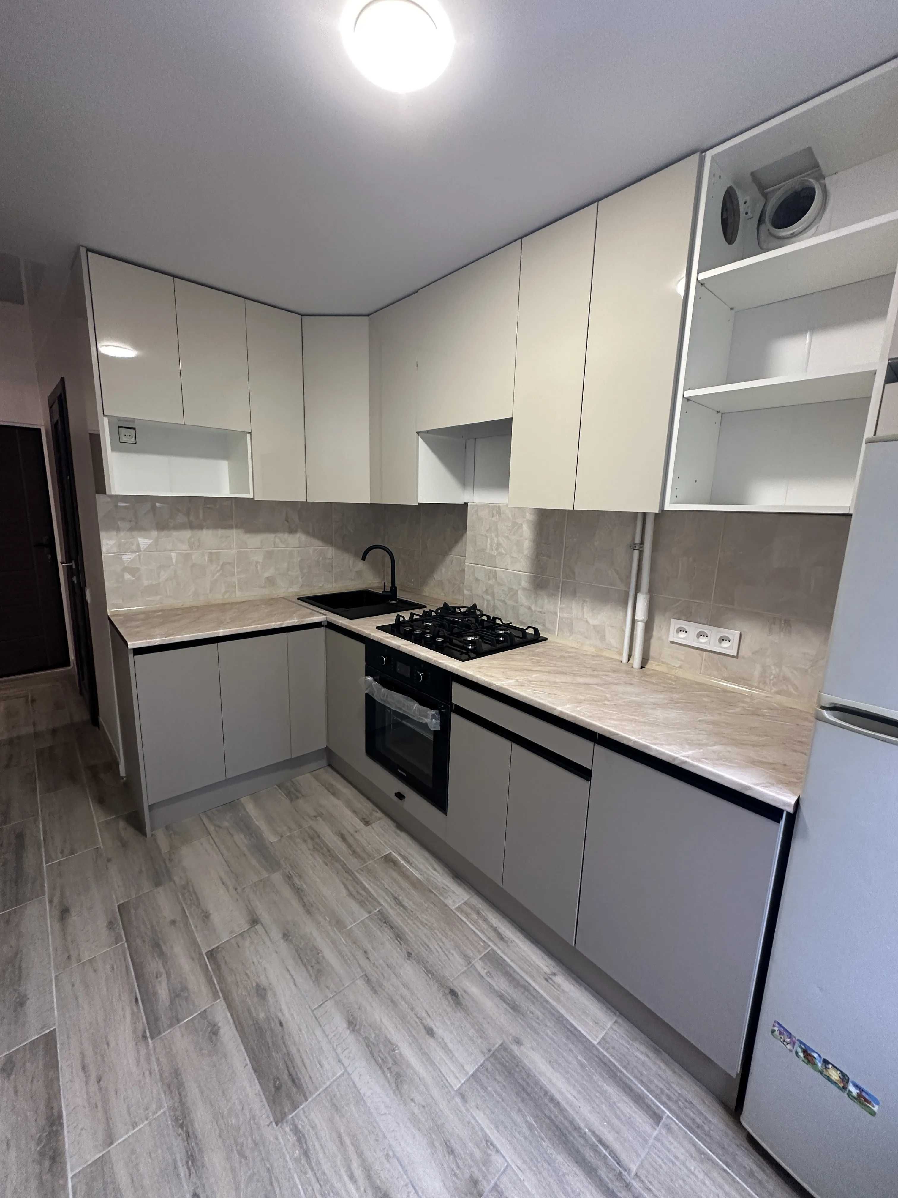 Продам 3 комн с ремонтом на Калиновой