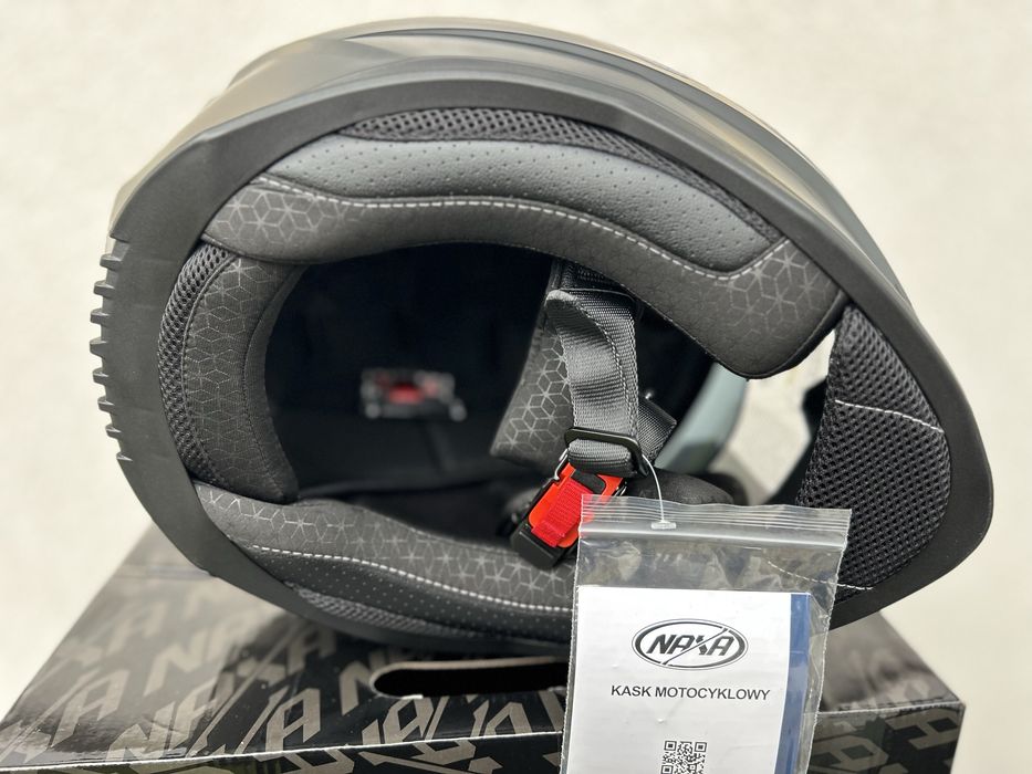 Kask motocyklowy NAXA F35 rozmiar XXL 63-64cm, czarny matt, Blenda!