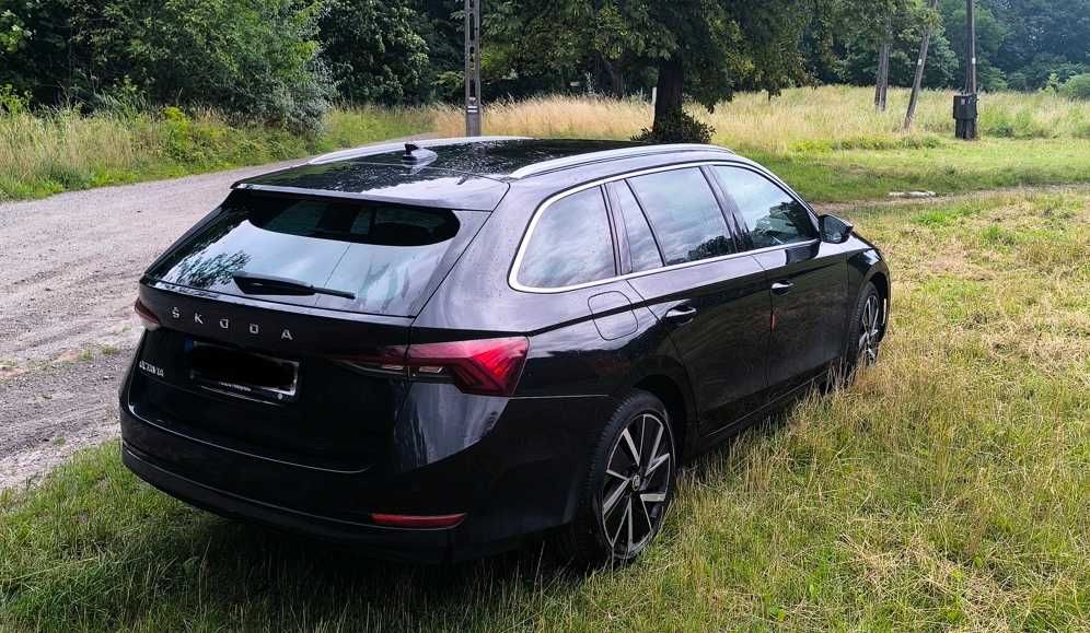 Skoda OCTAVIA IV Combi Style rok modelowy 21 1,5 TSI manual 1właśc.18"