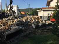 Entulho / Demolicoes/ Desaterro / cargas de entulho