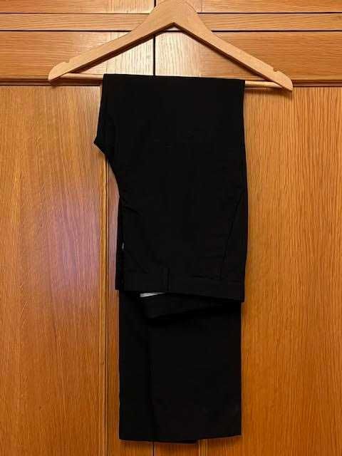 Fato azul escuro, meia-estação, pouco usado