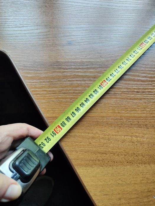 Biurko narożne 135x135 do komputera.