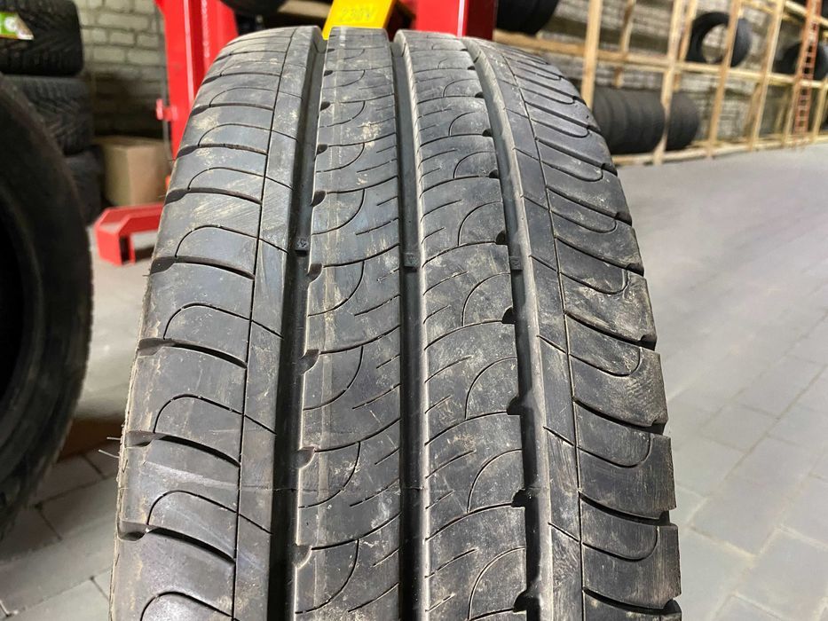 Легкогрузові літо 215/65R15C Goodyear Efficient GripCargo 2/4шт