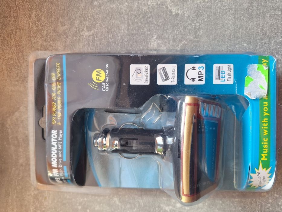 Transmiter mp3 bluetooth do samochodu