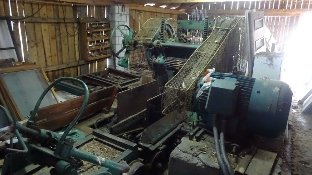 Sprzedam tartak w Pisklakach gmina ŁUKOWA pow. Biłgoraj