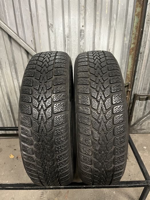 nr200 2 opony  zimowe używane Dunlop 165/65/15
