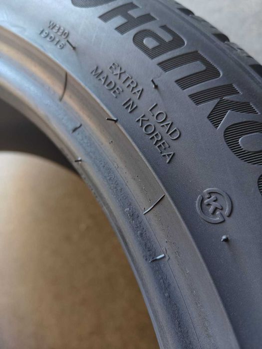 R18 235 45 зимові шини у відмінному стані Hankook Winter
