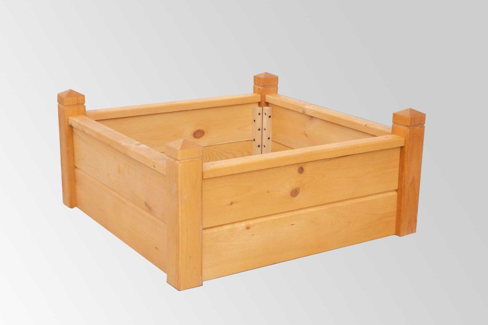 Pomnik tymczasowy - obudowa grobu, skrzynka nagropna