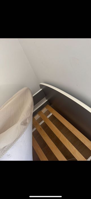 Łóżeczko dla dziecka szare