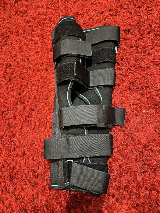 Продам тутор, бандаж