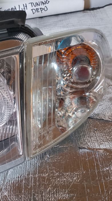 Lampy przód Audi A4 B5 przedlift ringi tuning DEPO