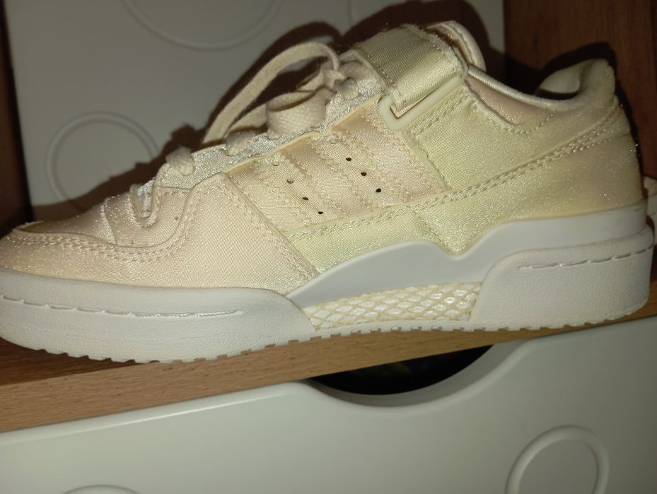 Кросівки жіночі , Adidas Forum 84 Low