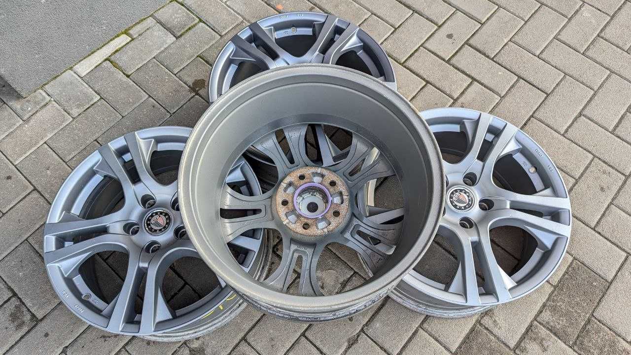 Диски Platin 5/114.3 R17 7J ET40 dia72.6mm