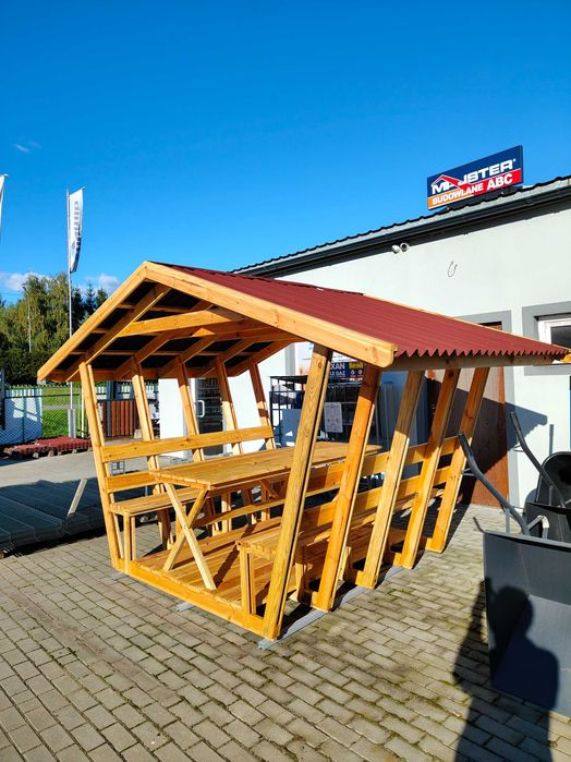 WIATA ALTANKA pergola drewniana ze stołem