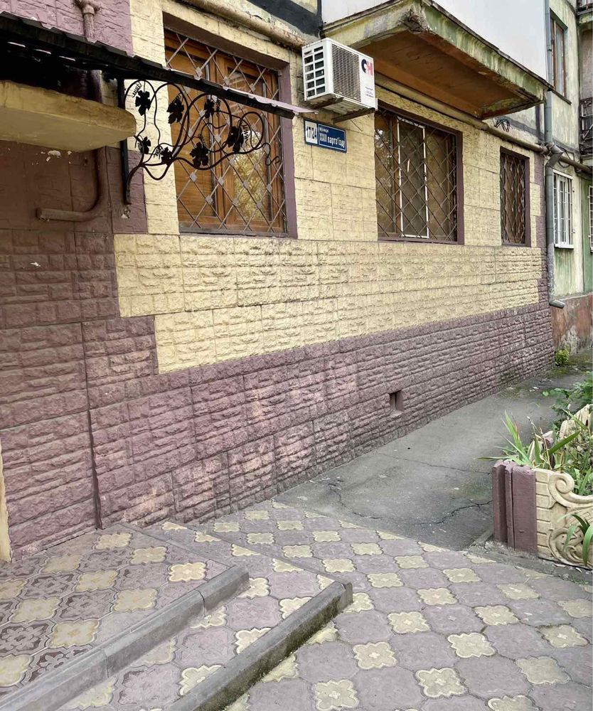 Продам 3 - х комн. квартиру