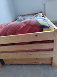 Drewniane porządne łòżko