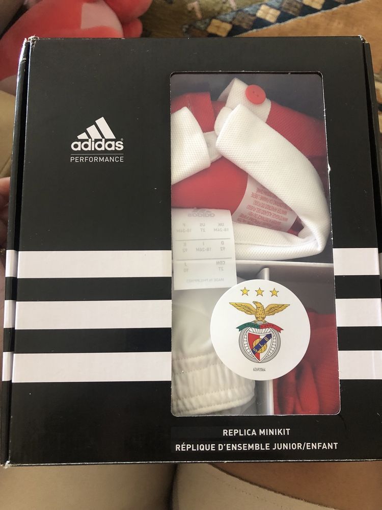 Equipamento do Benfica para bebé