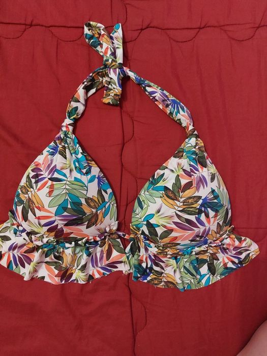 Bikiní/almofadado novo 36