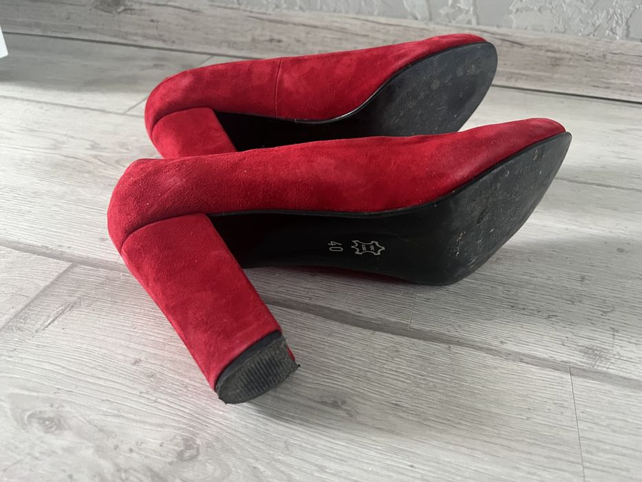 Жіночі туфлі розмір 40