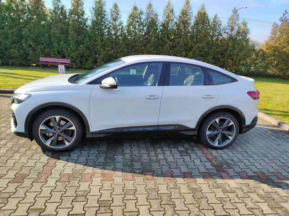 Audi Q4 Sportback e-tron Audi Q4 Sportback e-tron 40 - Faktura Vat