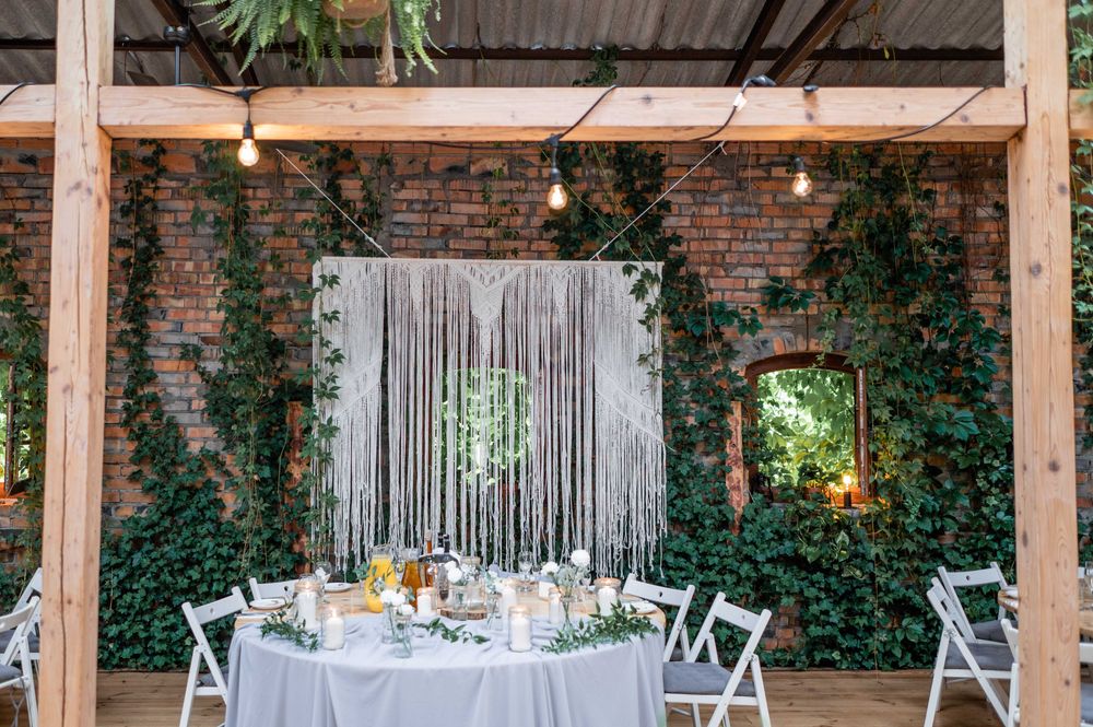 Dekoracje ślubne - szary szyfon