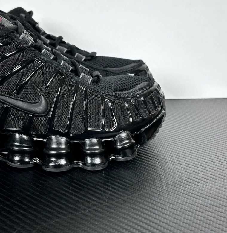 Nowe Czarne buty R.42