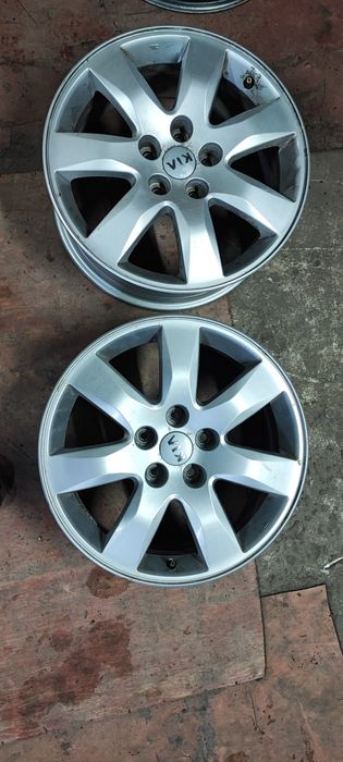 Диски кіа 5 114.3 р 17 чудовий стан рівні, не варені не гнуті