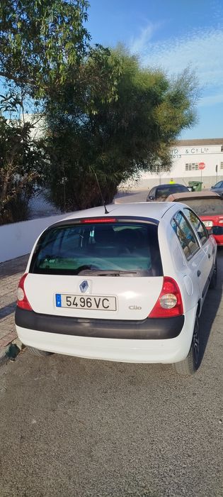 Renault Clio 1.5 Gasóleo 2003