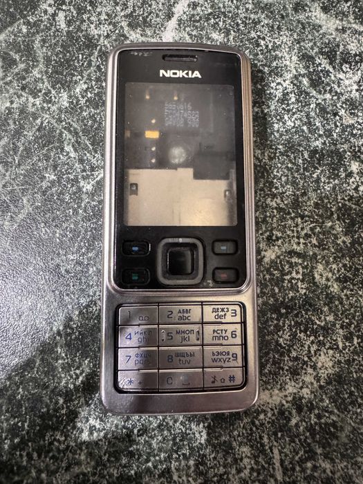 Плата,корпус с разъем зарядки динамики,антена,зарядка 890ма Nokia 6300