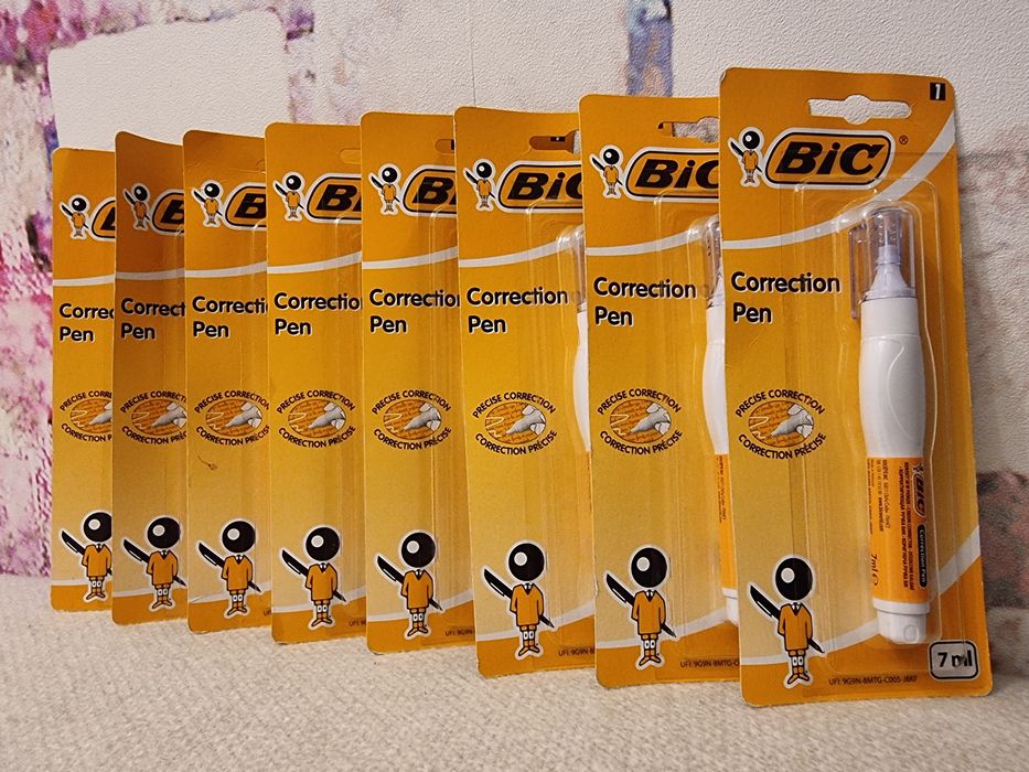 Korektor w długopisie BIC
