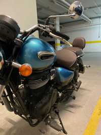 Royal Enfield Meteor 350 Supernova Blue