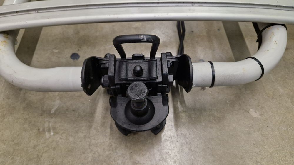 Bagaznik na 4 rowery na hak rezerwacja