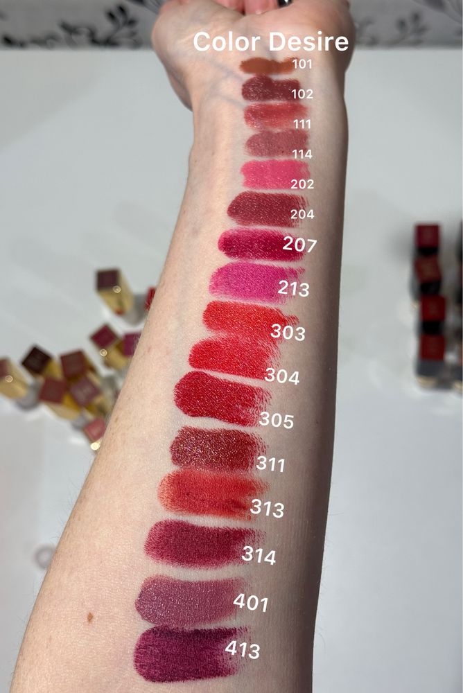 Кремові помади і блиски для губ Estée Lauder